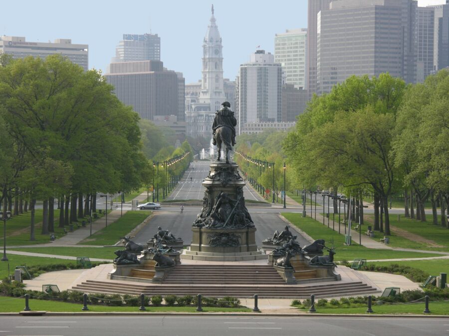 Ben Franklin Parkway in Philadelphia, a streetscape with a blend of cityscape and landscape