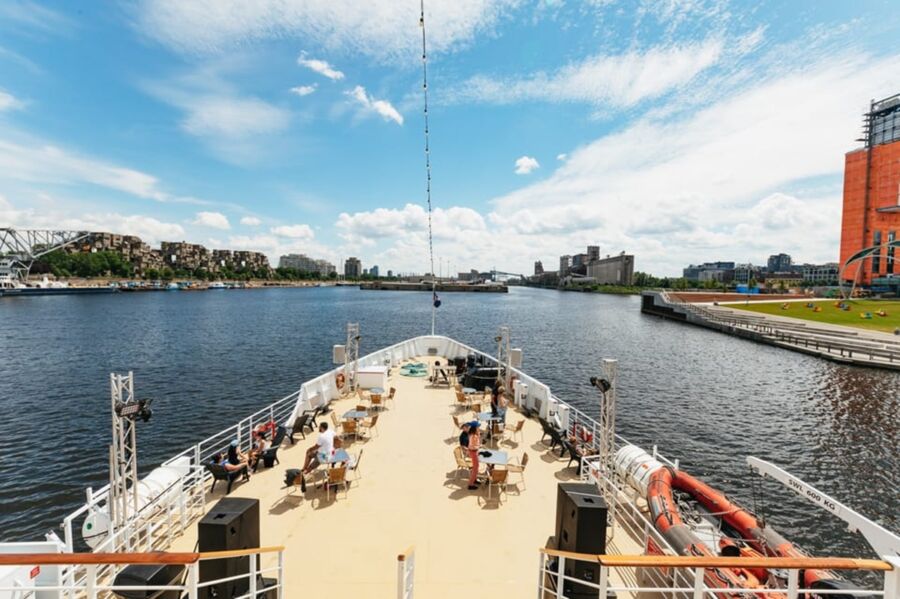 Montreal: St. Lawrence River