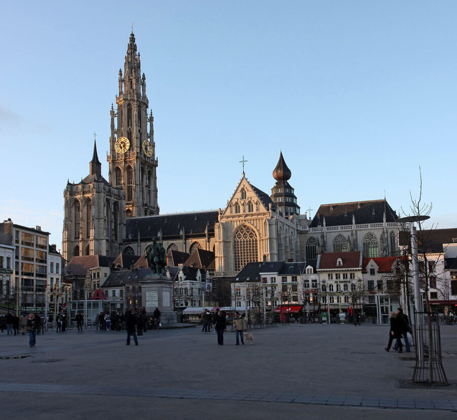 The Cathedral of Our Lady in Antwerp, showcasing its impressive clock tower and grand architecture.
