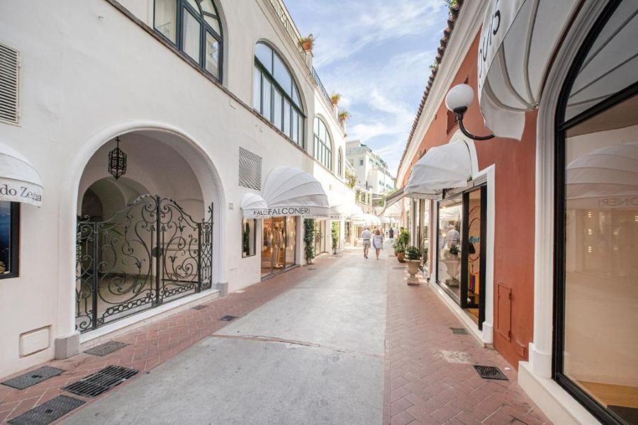 Exclusive Boutiques in Capri