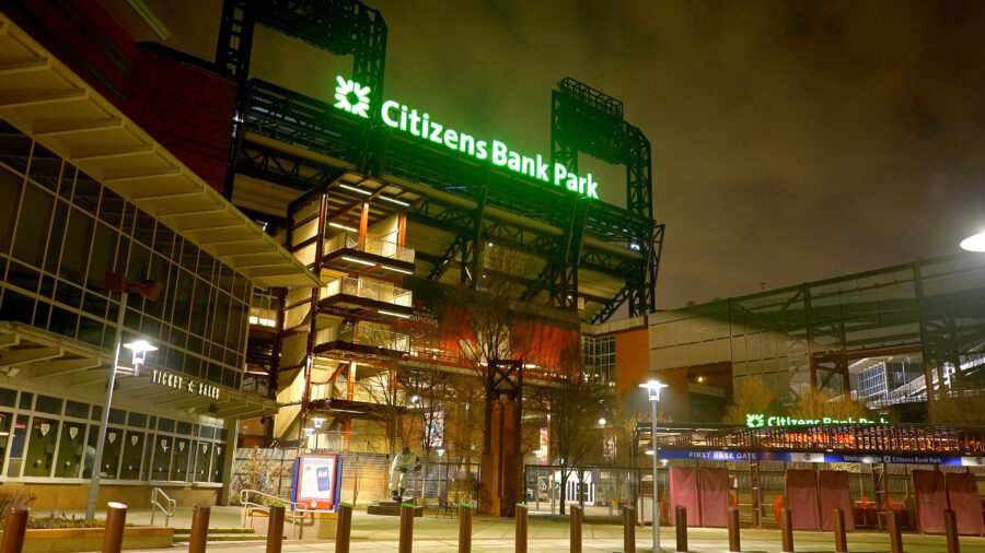 Pittsburgh vs Philadelphia: 5 Key Differences Between Pennsylvania's