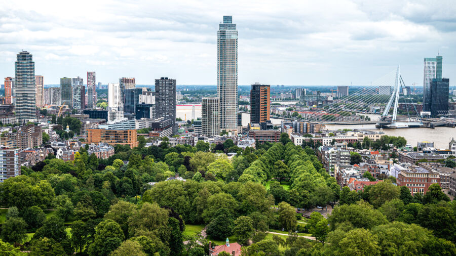 Modern Rotterdam skyline featuring stunning skyscrapers, illustrating the city's architectural beauty and urban landscape