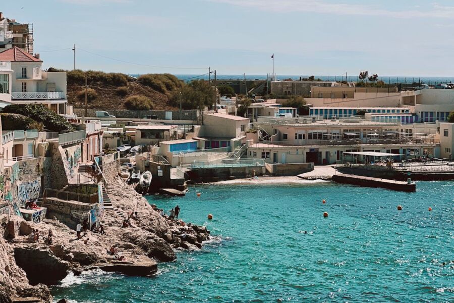 coastal scene blue waters