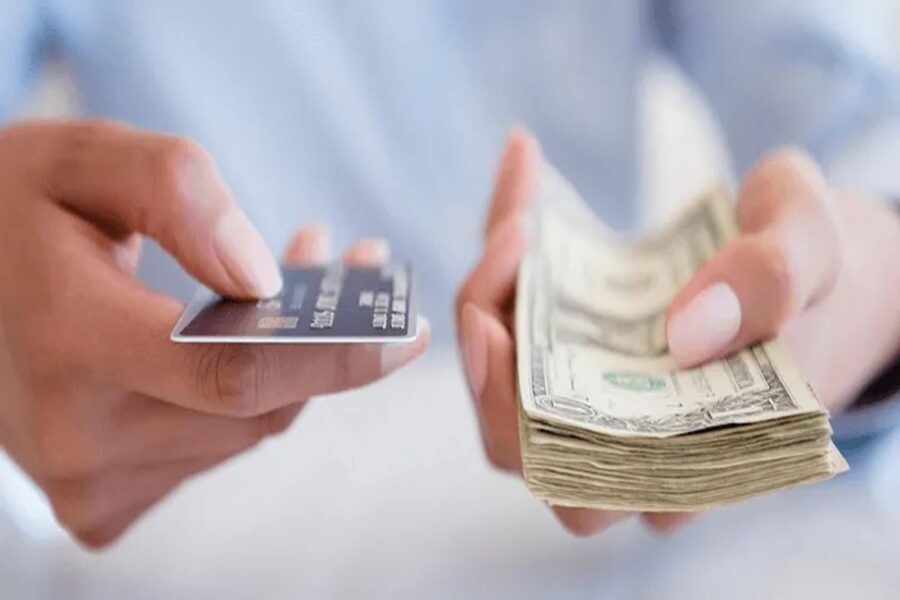 credit vs cash transaction