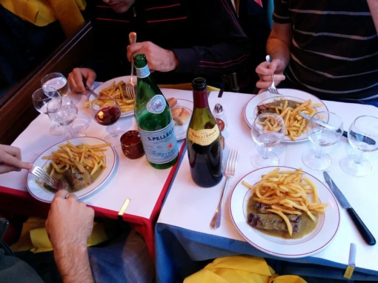 dining experience