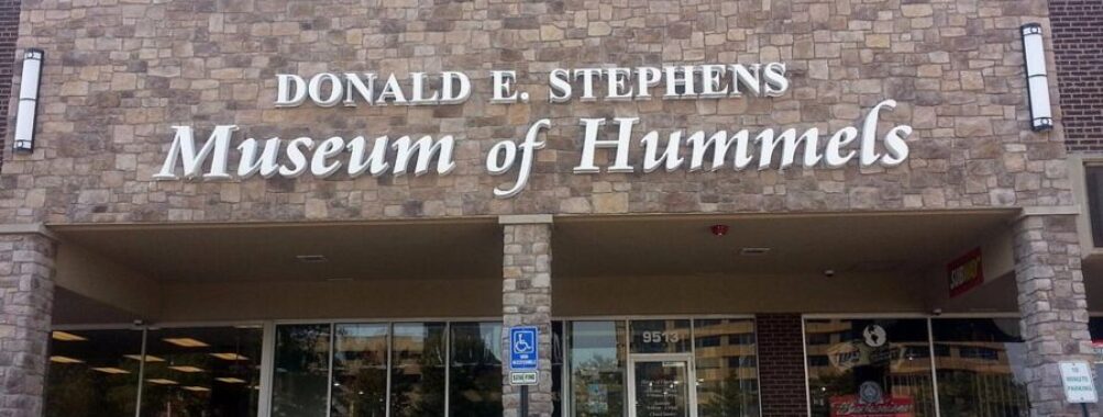 Donald E. Stephens Museum of Hummels