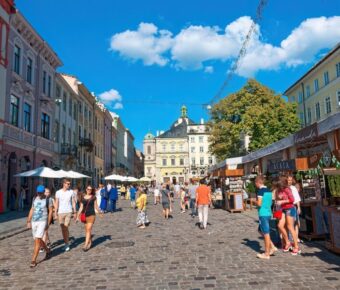 1 Month Europe Trip Cost: $5000 Budget Adventure