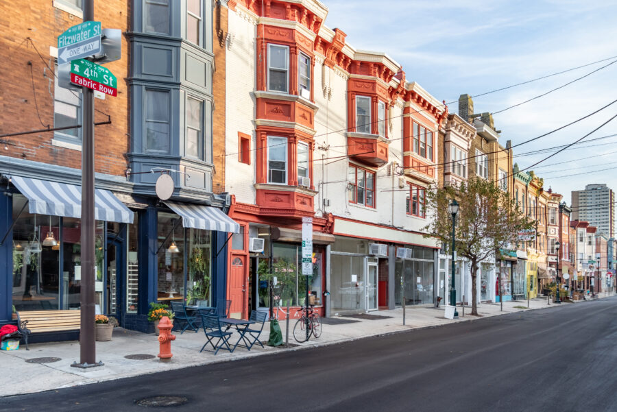 Pittsburgh vs Philadelphia: 5 Key Differences Between Pennsylvania's