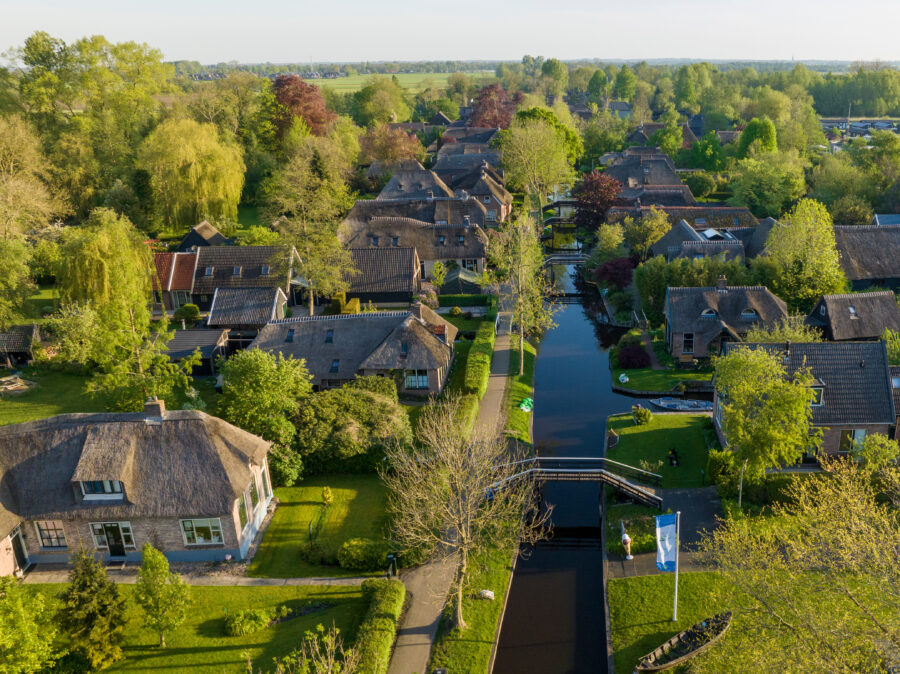 Aerial view of Giethoorn, a picturesque Dutch village known for its canals, often called the Venice of the Netherlands.

