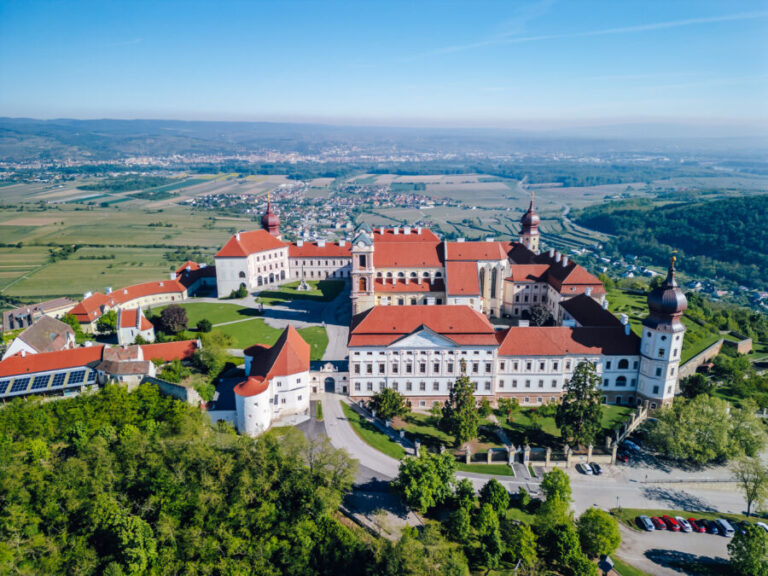 gottweig abbey dunabe valley