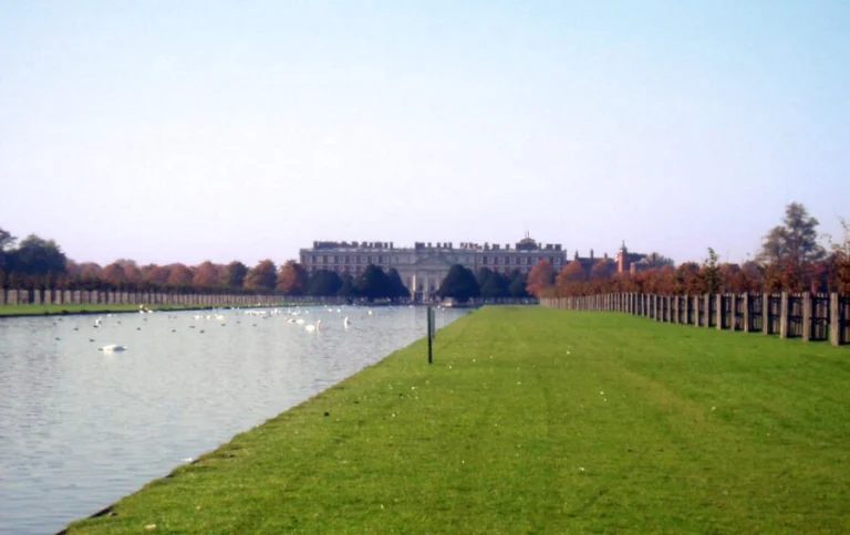 Hampton Court Park (Home Park)