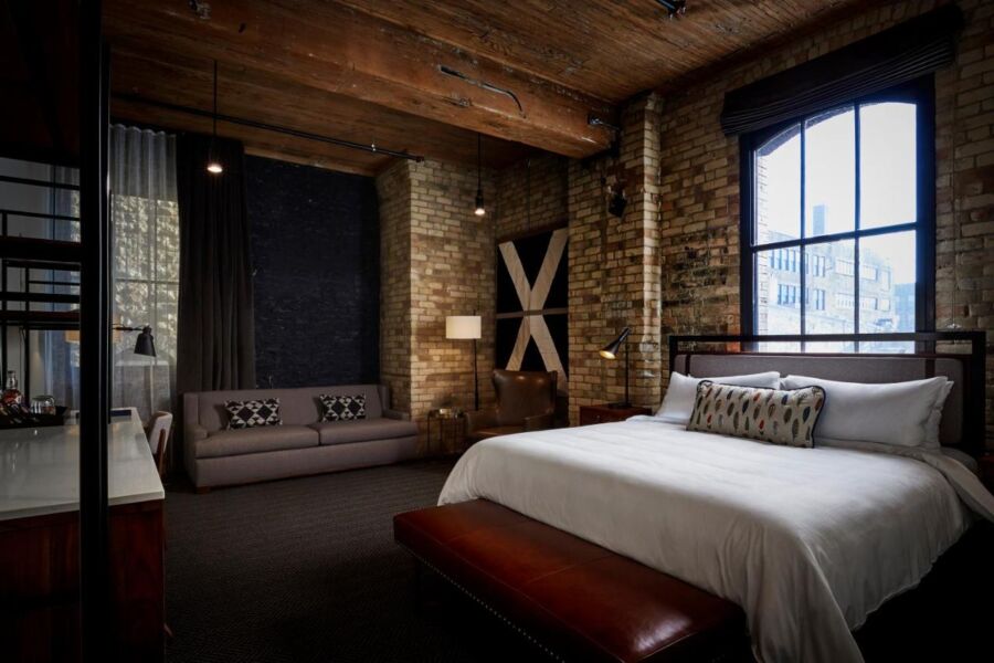 Room interior of the Hewing Hotel, Minneapolis accommodation