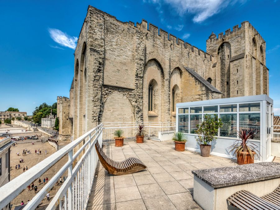Staying in Avignon