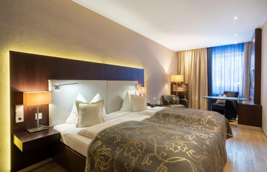 Hotel Residenz Passau accommodation room interior