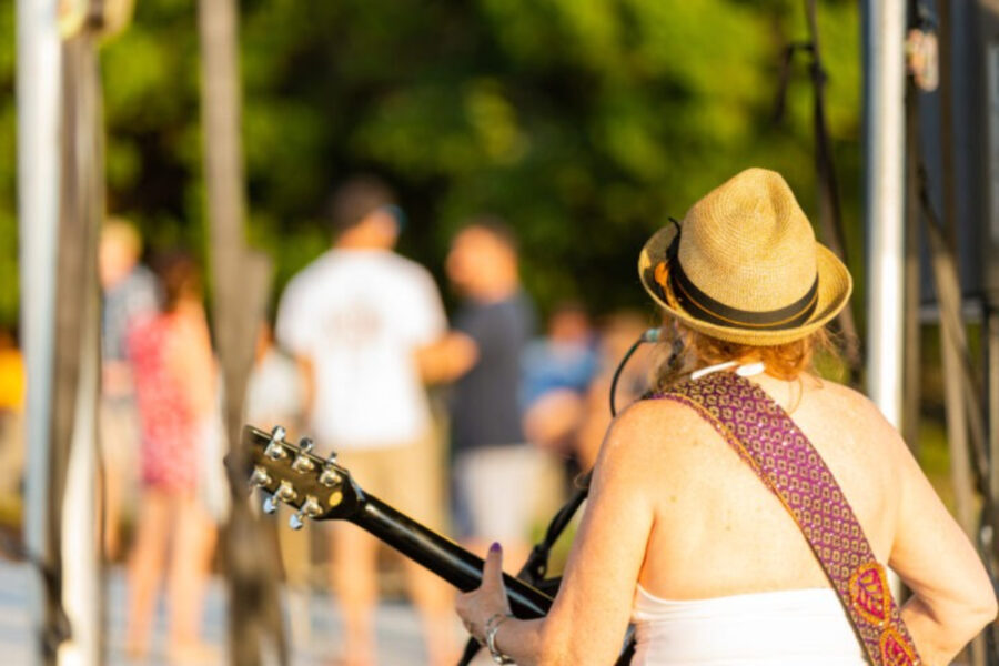 Performer entertaining the crowd at the Jekyll Island Shrimp & Grits Festival in Jekyll Island, GA.