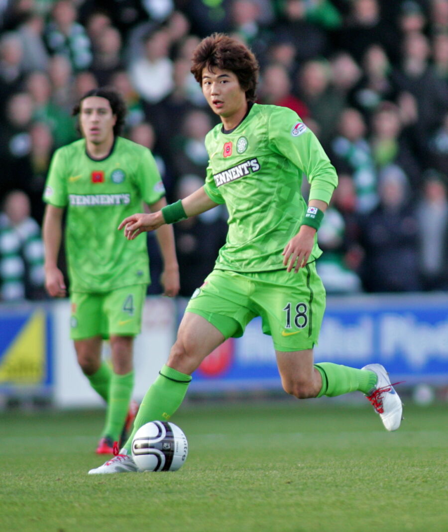 Ki Sung-yueng South Korean footballer
