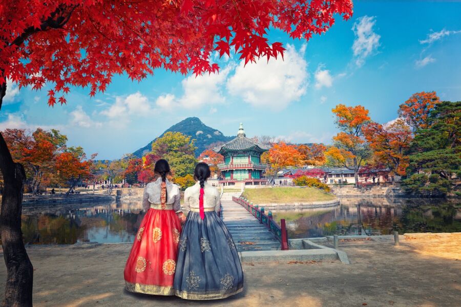 korean autumn lake hanbok