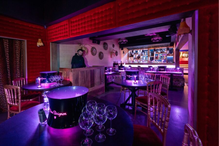 Interior view of Le Ti St Barth Cabaret Club & Restaurant, featuring vibrant decor and a lively dining atmosphere.



