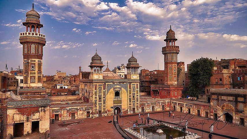 Masjid Wazir Khan