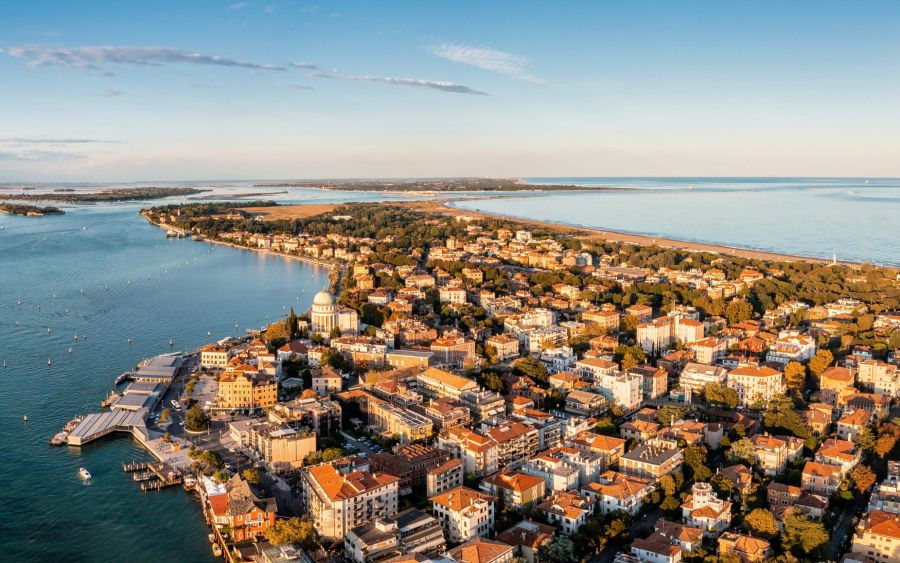 Exploring Venice and Surrounding Islands on a Budget