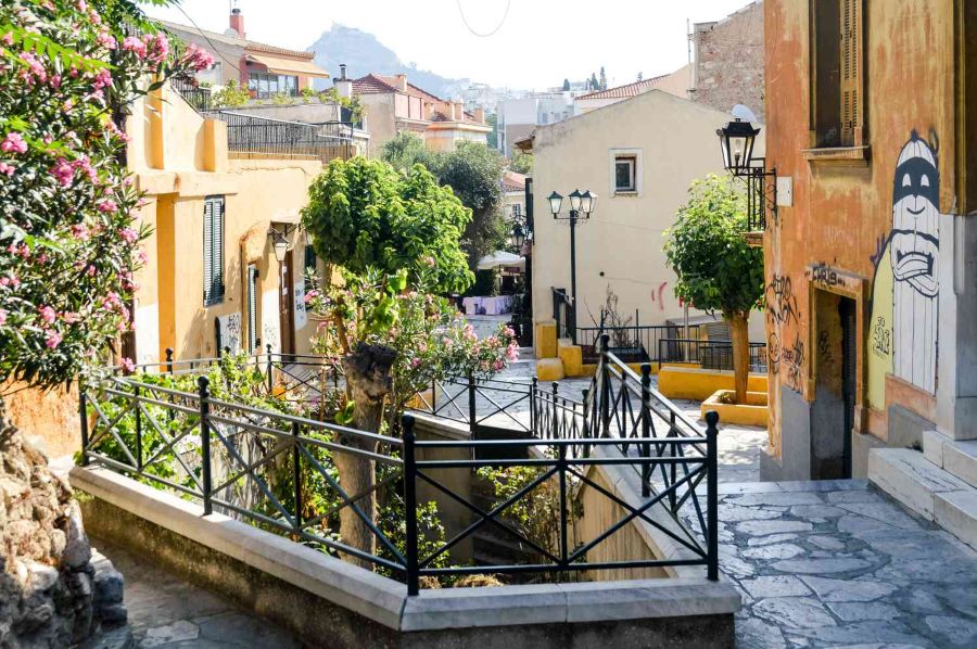 Comparing Rent and Accommodation