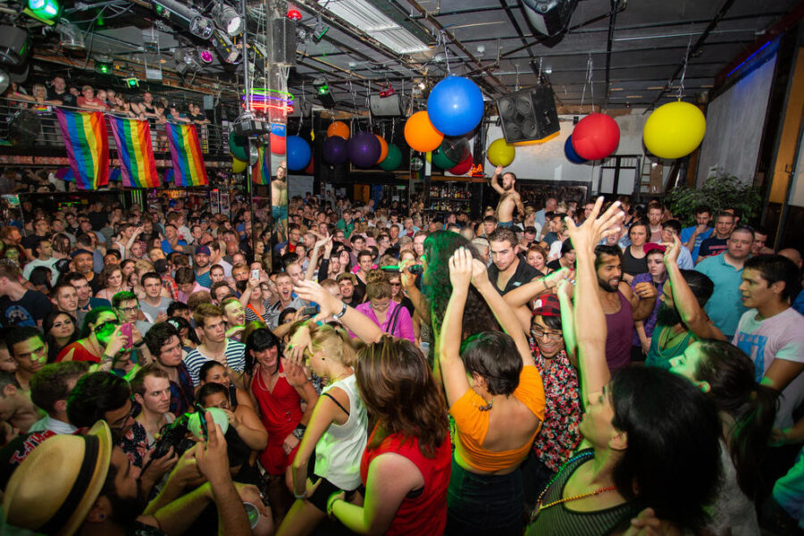 Nightlife and Social Scene