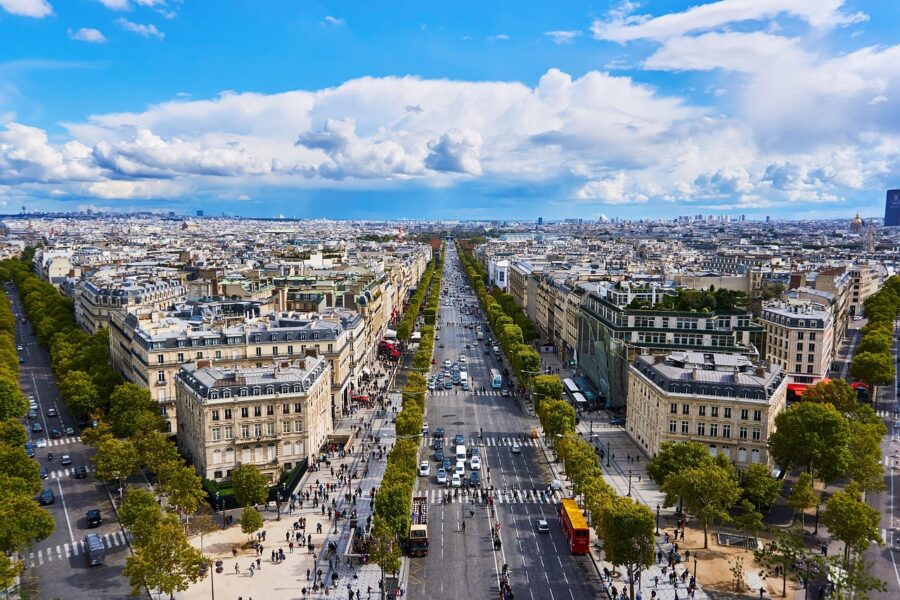 Champs-Élysées in Paris