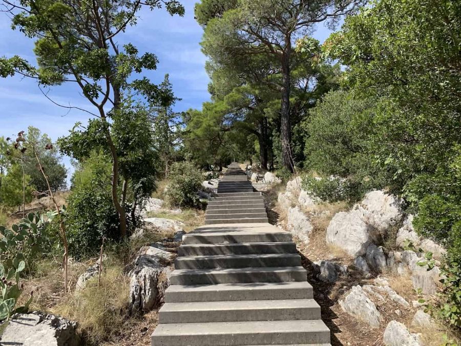Hiking and Natural Parks