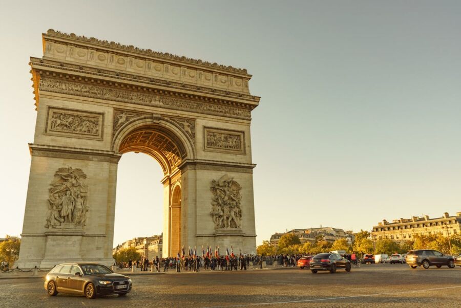Triumphal Arch in France 
