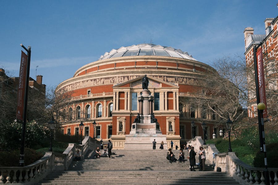 Iconic Royal Albert Hall under a Clear Sky