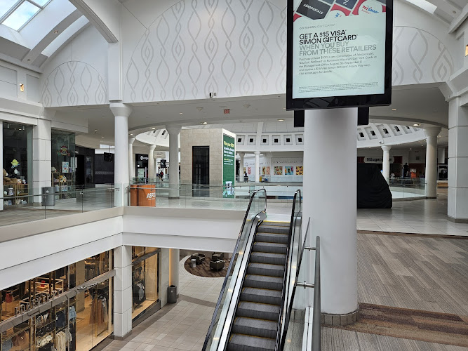 Menlo Park Mall