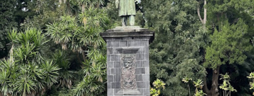 Estátua de José do Canto