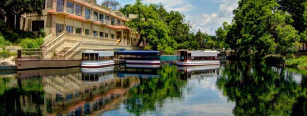 Meadows Center Glass-Bottom Boat Tours