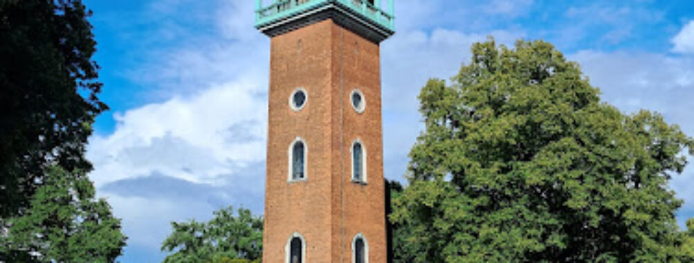 Loughborough War Memorial and Carillon