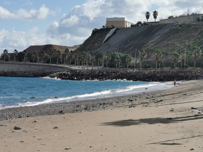 Playa de Horcas Coloradas