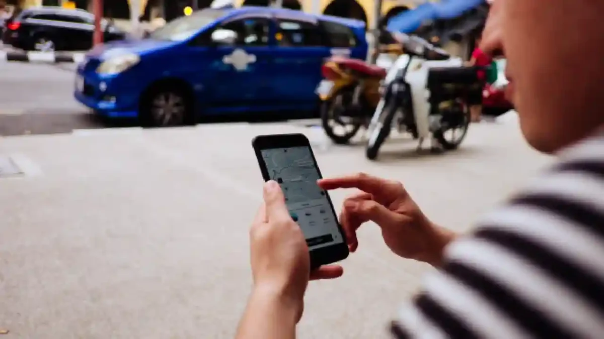 Uber expansion and services in Greece explored in detailed overview report.