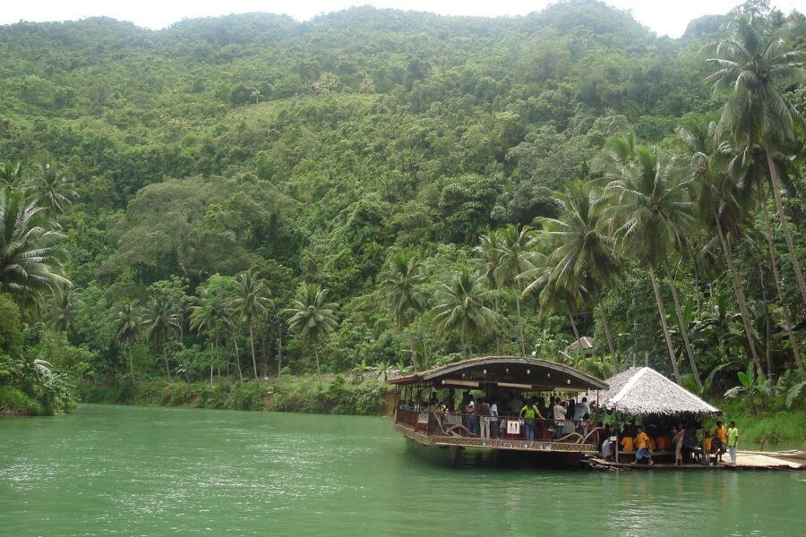 Cruise along the Loboc River