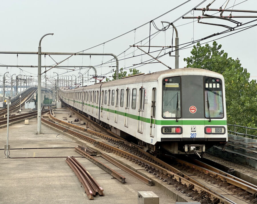 Train of Line 2 departing from Yuandong Avenue Station in the Shanghai Metro system