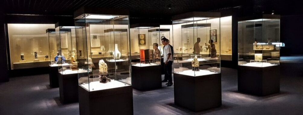 Ancient History and Artificial in Shantou Museum