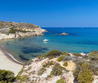 Uber in Milos: 2025 Guide to Rides, Availability & Alternatives