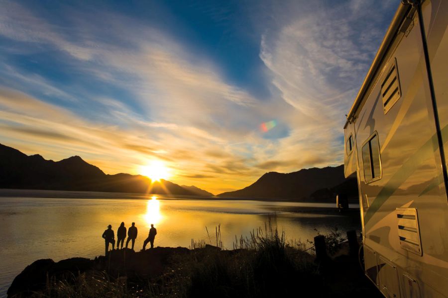 Daylight Hours and Midnight Sun