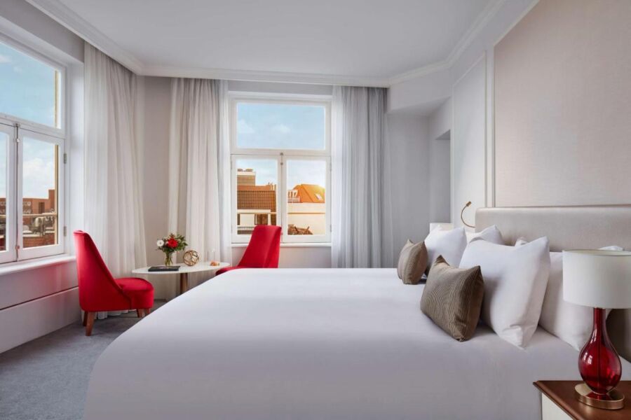 Tivoli Doelen Amsterdam Hotel
