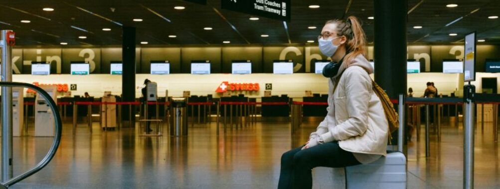 Traveler with mask
