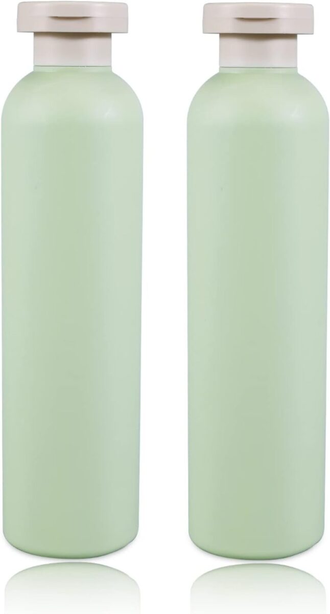 Two green UMETASS 13.5oz travel squeeze bottles with lids, designed for easy dispensing and travel convenience.