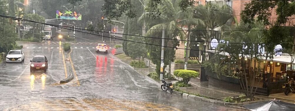 Rainy Season Travel Packing Colombia: 9 Essential Tips for a Dry, Stress-Free Adventure